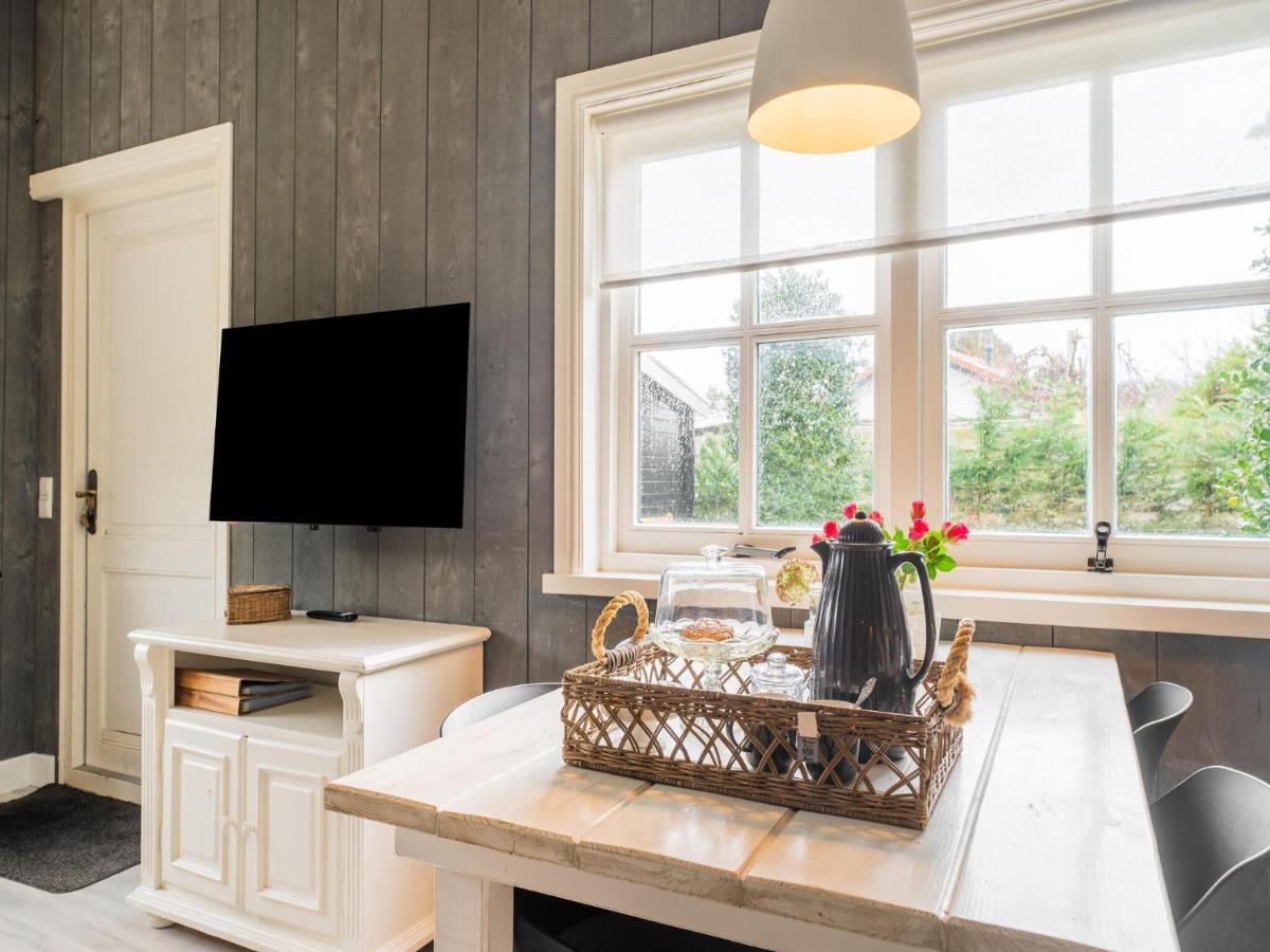 Quaint Summer Holiday Home In Egmond Binnen Ngoại thất bức ảnh