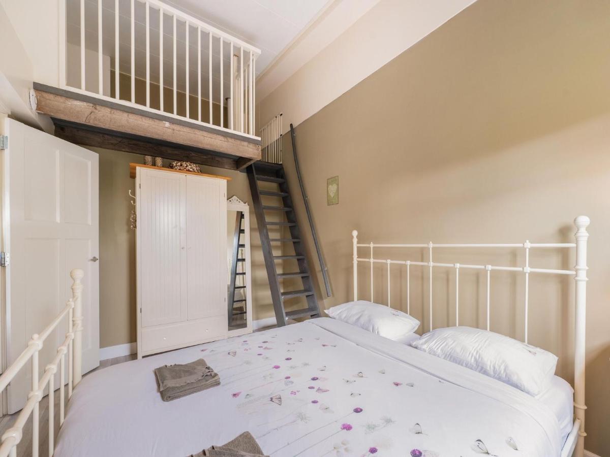 Quaint Summer Holiday Home In Egmond Binnen Ngoại thất bức ảnh